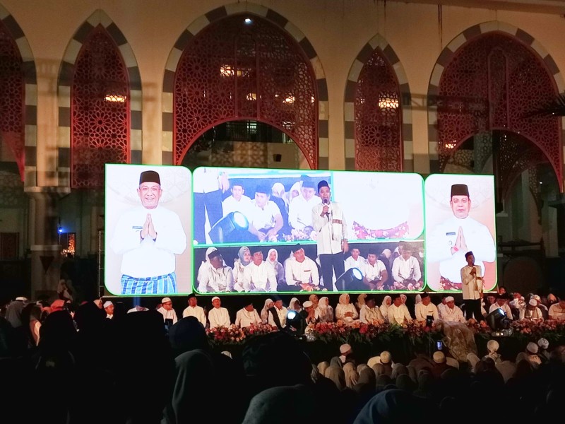 Ribuan Jamaah Padati Islamic Center Pasir Pengaraian di Malam Tabligh Akbar Bersama Ustadz Abdul Somad