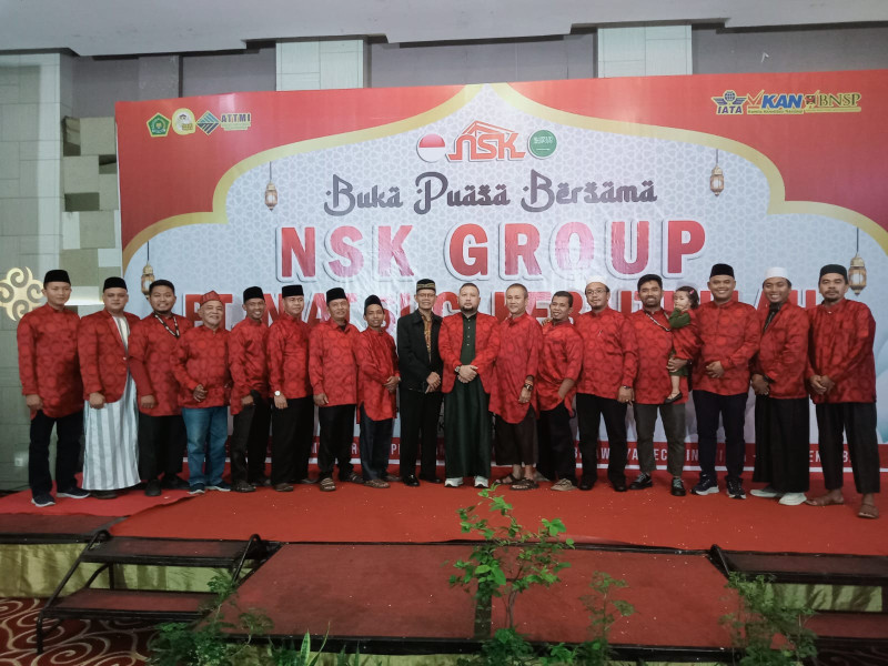 NSK Group Melaksanakan Buka Puasa Bersama  Dengan Ratusan Team Syiar , Di komplek Royal Platinum