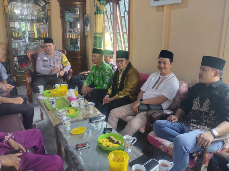 Personil Polsek Keritang Ajak Tokoh masyarakat Tetap Jaga Kesatuan Jelang Pilkada Serentak 2024