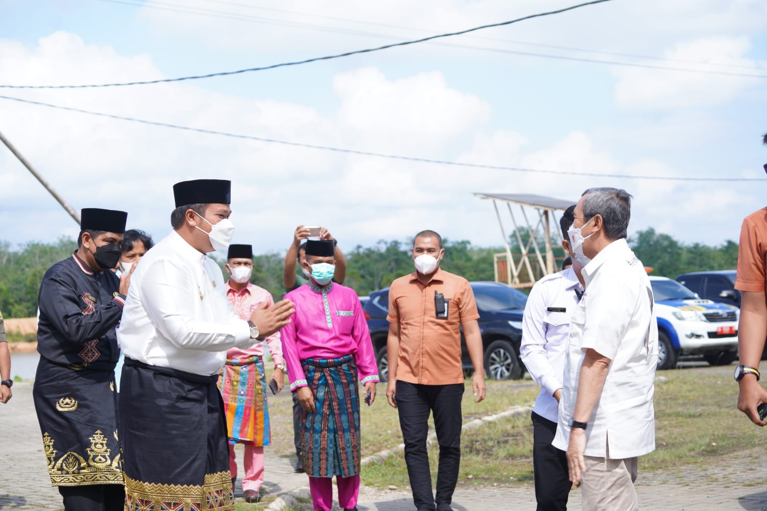 Kunjungi Danau Kebun Nopi, Gubernur Riau Beri Motivasi Atlet Dayung Riau