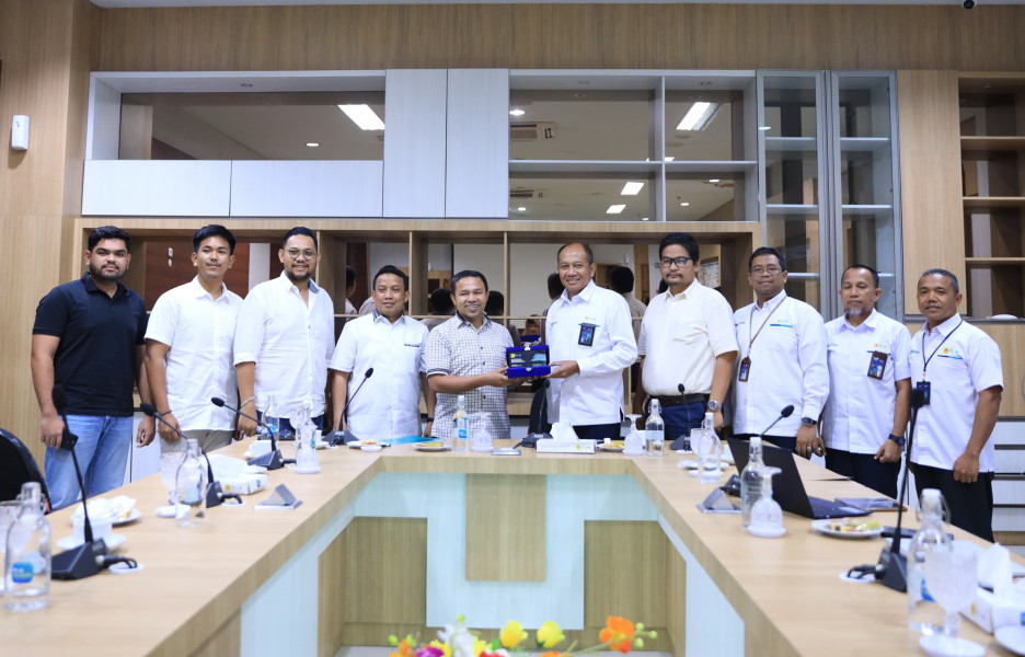 Pimpinan Badan Legislatif DPR RI, Apresiasi PLN dalam Upaya Meningkatkan Rasio Elektrifikasi di Riau