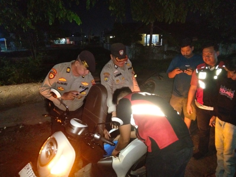 Pasca Iduladha 1446 H, Polsek Kateman Tingkatkan Patroli untuk Pastikan Keamanan Pasar Sungai Guntung