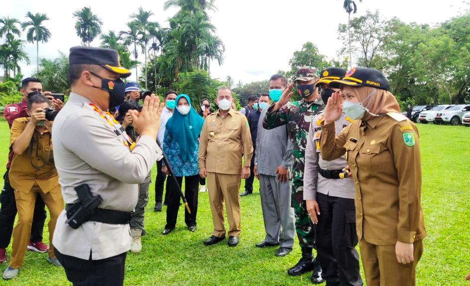 Kompak, Bupati dan Wakil Bupati Inhu Sambut Kunjungan Kapolda Riau di Rakit Kulim