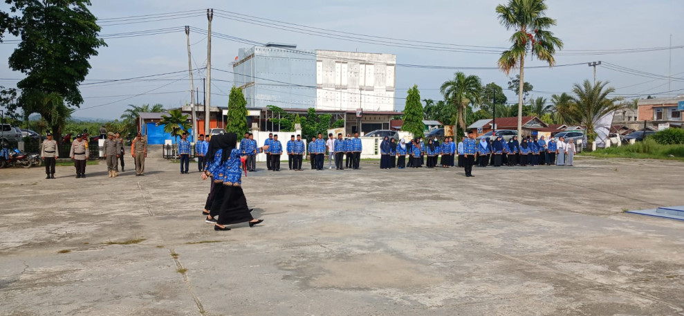 Kantor Camat Batang Gansal Gelar Upacara Hari Kesadaran Nasional