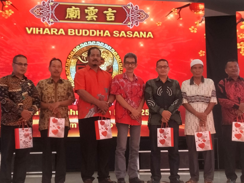 Sekcam Kateman Resmi Membuka Perayaan Cap Go Meh di Sungai Guntung