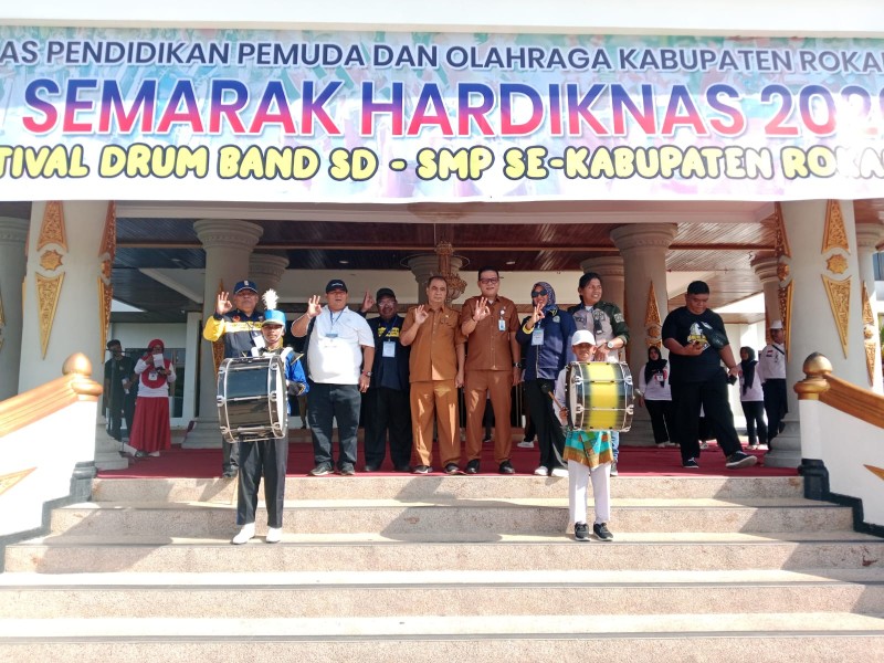 Semarak Hardiknas 2026, Disdikpora Rohul Gelar Festival Drumband dan Beragam Lomba Edukatif