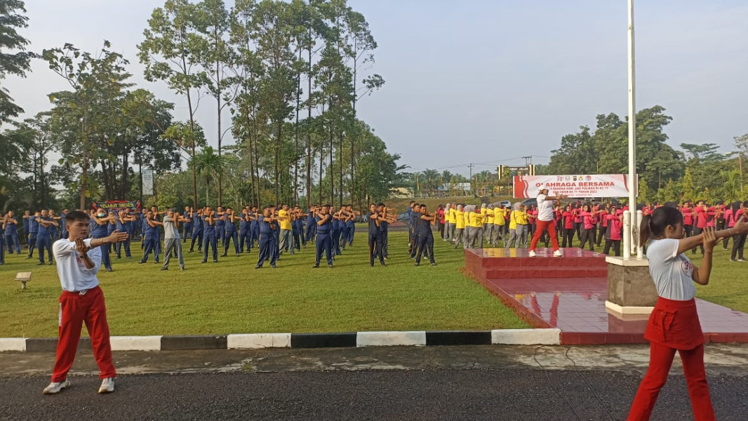 Polres Kuansing  Pengurus Bhayangkari Cabang Kuantan Singingi Menggelar Olah Raga Bersama Dalam Rangka HKGB ke-71 Dan Hari Jadi Polwan Ke 75 tahun 2023.