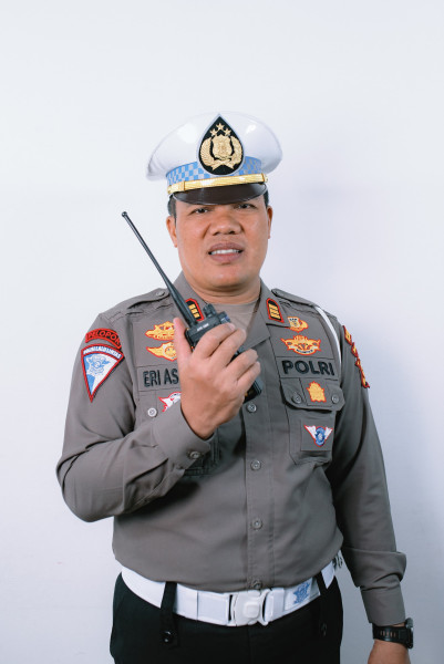 Jalintim di Pelalawan Macet Akibat Banjir, Satlantas Polres Inhu Serukan Lewat Jalinteng