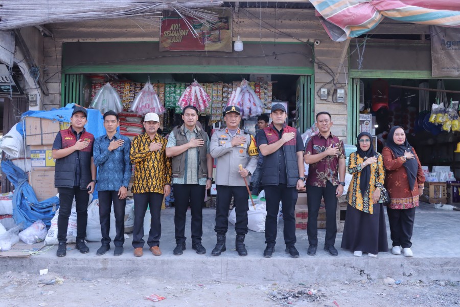 Kapolres Rokan Hilir Cek Harga Sembako di Pasar Ujung Tanjung, Pastikan Stabilitas Jelang Ramadan