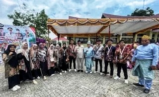 Pacu Jalur Di Tepian Lubuak Sobae Resmi Dibuka Oleh Bupati Kuantan Singingi