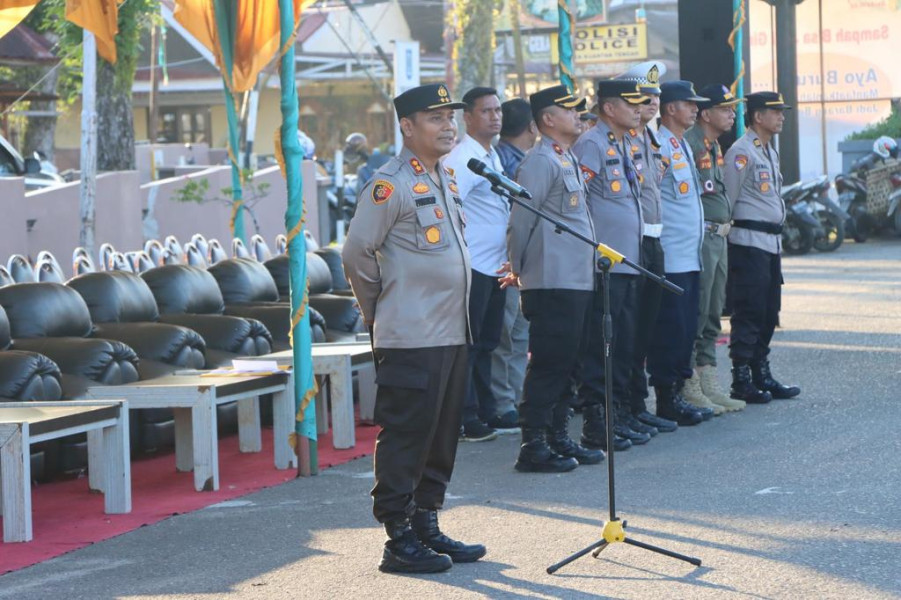 Kapolres Kuansing Pimpin Apel Pasukan Gabungan Pengamanan Malam Takbiran Hari Raya Idul Fitri 1444 H