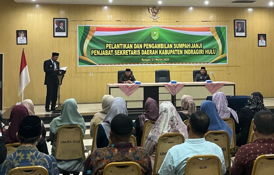 Paino Dilantik Jadi Penjabat Sekda Inhu Bupati Ade Agus Hartanto: Pj Sekda Harus Prioritaskan Pelayanan Publik