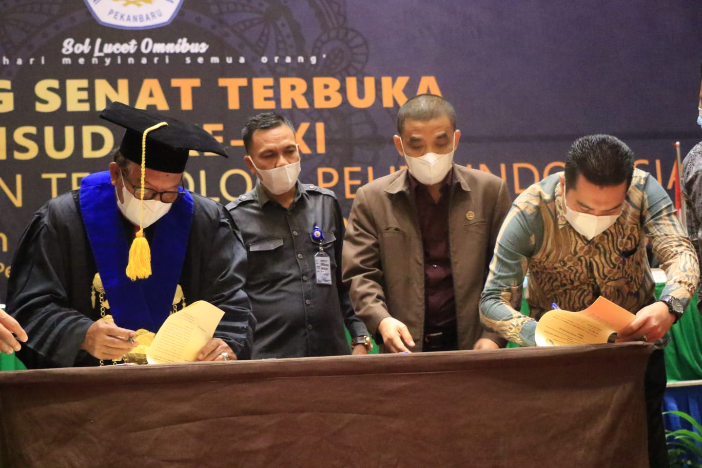 Tanda Tangani Mou Dengan Institut Bisnis Dan Teknologi Pelita Indonesia Suhardiman Untuk Tingkatkan 