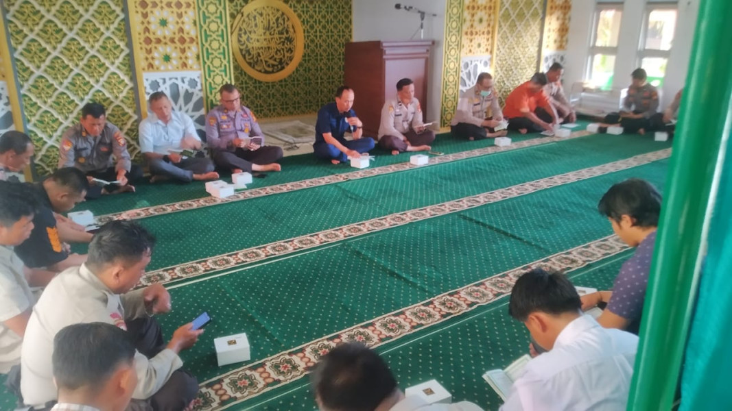 Kegiatan Rutin Personil Polres Kuansing Melaksanakan Giat Bimbingan Rohani Dan Mental.