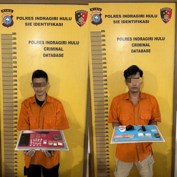 Satres Narkoba Polres Inhu Grebek di Dua Desa Aliran Sungai Indragiri, Puluhan Paket Sabu Ditemukan