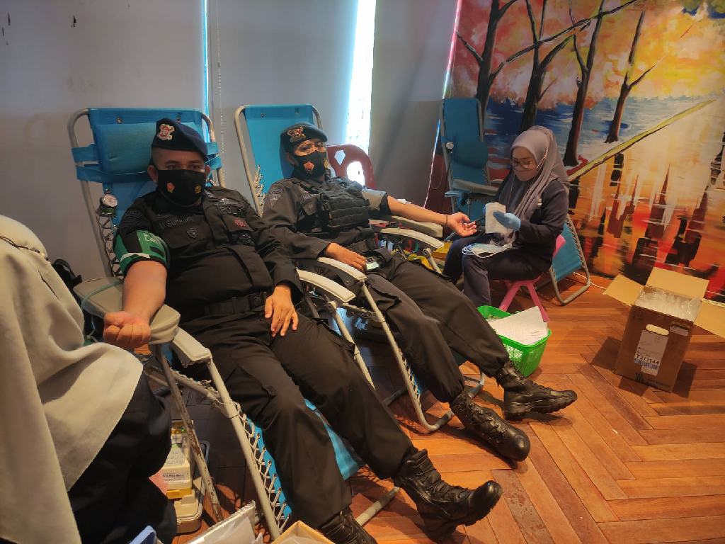 125 Personil Brimob Riau Ikut Andil Dalam Donor Gerakan 4000 Kantong Darah