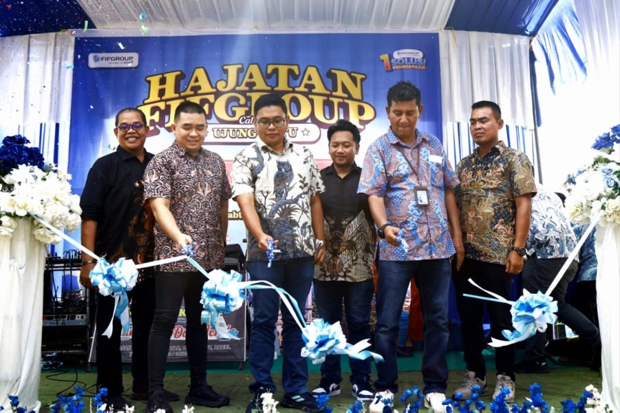 Hajatan FIFGROUP Ujung Batu Meriah, Tebar Promo, Hiburan, dan Bantuan Sosial Untuk Masyarakat