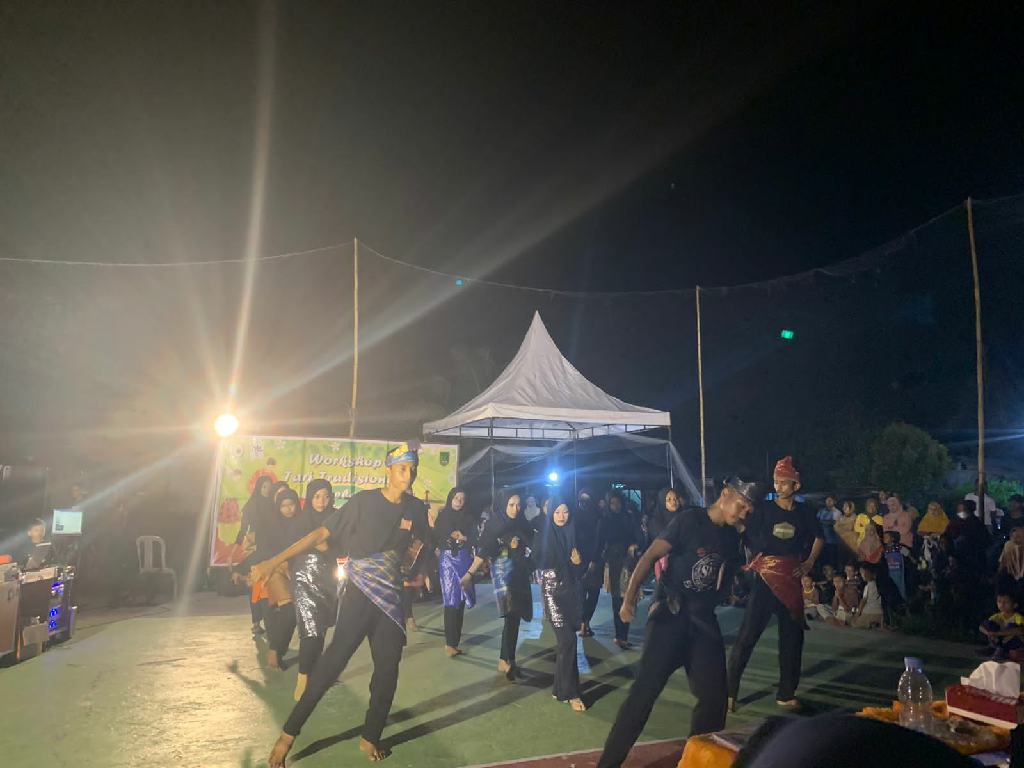 Penutupan Workshop Tari Tradisional, Lembaga Tepak Sirih dan DKD Rohil Gelar Pentas Seni