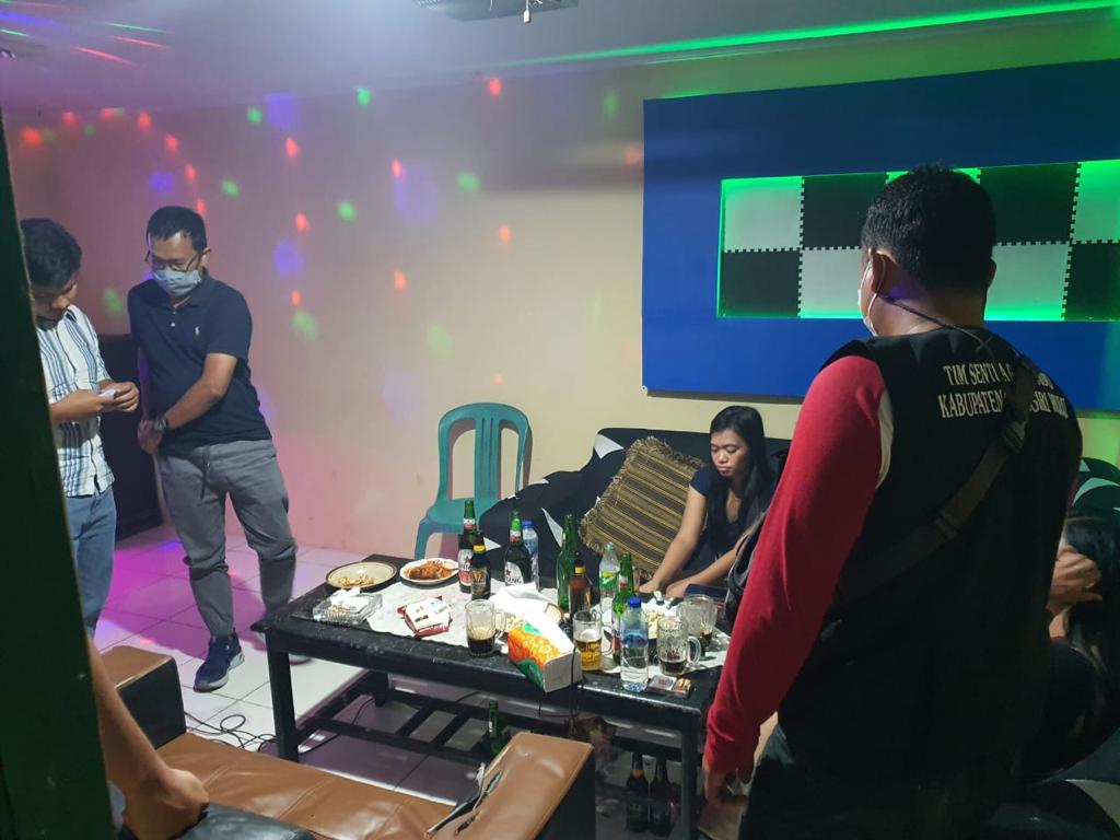 Satres Narkoba Polres Inhu Razia Tempat Hiburan Malam di Kecamatan Seberida