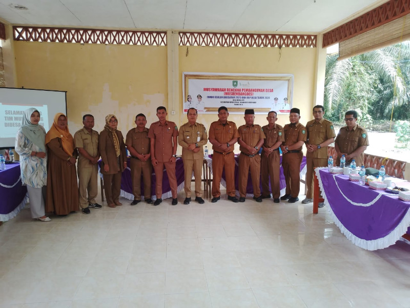 Camat Rupat Utara Aulia Fikri S,Sos MS,i Hadiri Rapat Musrembang Desa Hutan Ayu