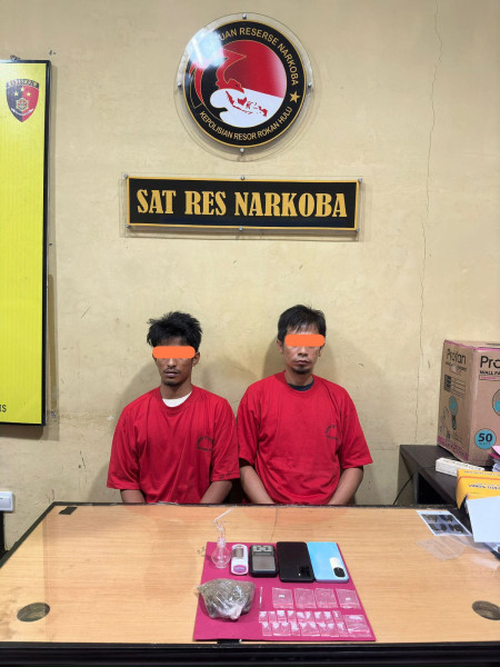 Polres Rohul Tangkap Dua Pengedar Narkoba Di Desa Teluk Aur, 19 Paket Sabu Diamankan