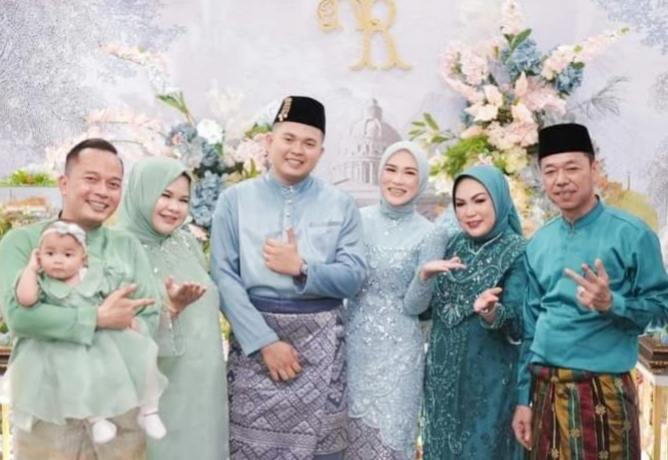 Bupati Rohil Langsungkan Pertunangan Putri Sulungnya Nalladia Ayu Rokan