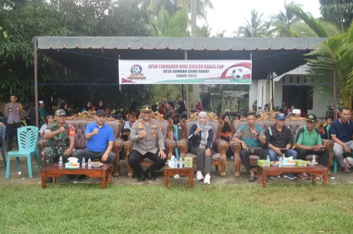 Open Turnamen Mini Soccer Rambah Samo Barat Resmi Dibuka Oleh Wakil Ketua DPRD Rohul