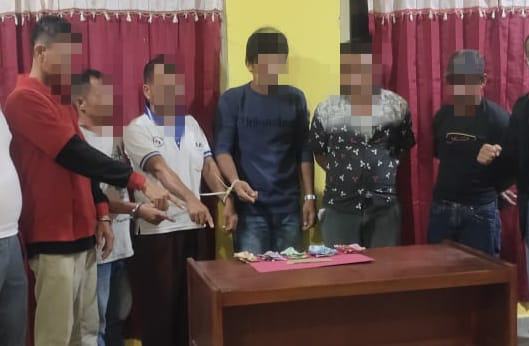 6 Pria Sedang Bermain Judi di Warung Tuak Ditangkap Unit Reskrim Polsek Kampar Kiri