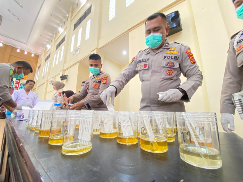 Menjelang Kenaikan Pangkat Periode 2025 Polres Lhokseumawe Gelar Ujian Beladiri dan Tes Narkoba