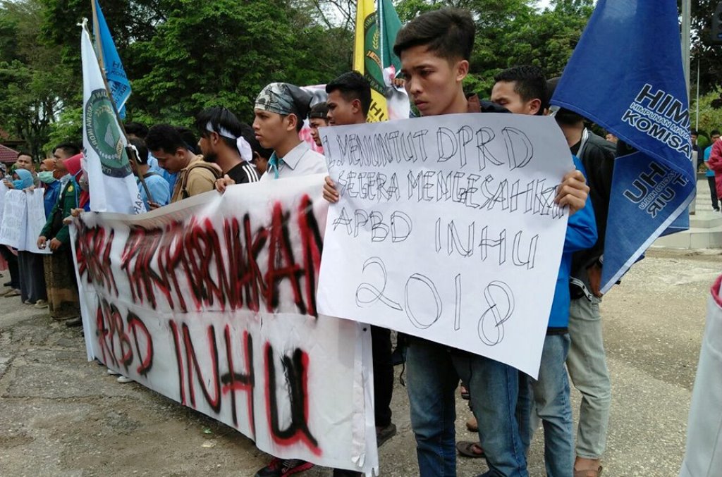 Mahasiswa Inhu Pekanbaru 'Mengutuk' Sikap DPRD Inhu