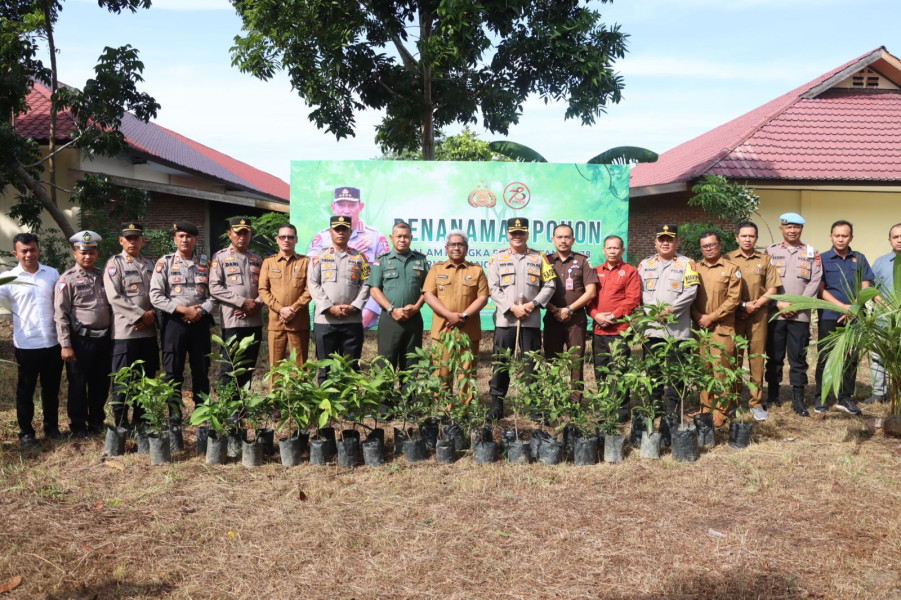 Peringati Hari  Bayangkara ke-78, Polres Aceh Utara Tanam 1000 Pohon