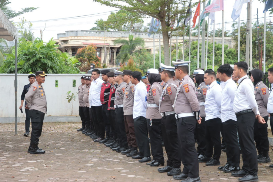 Pastikan Rapat Pleno Berjalan Lancar, Kapolres Cek Langsung Kesiapsiagaan Personel