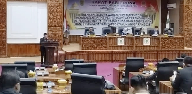 Atas Pandangan Umum Fraksi DPRD Rohil Terhadap Ranperda APBD 2025, Bupati Berikan Jawaban