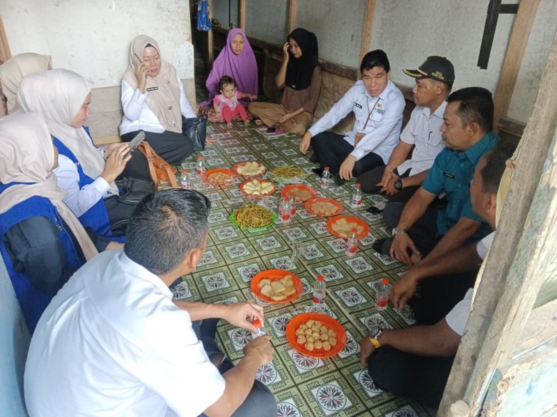 Gerakan Orang Tua Asuh Cegah Stunting, BKKBN Riau Salurkan Bantuan Nutrisi di Tanah Datar