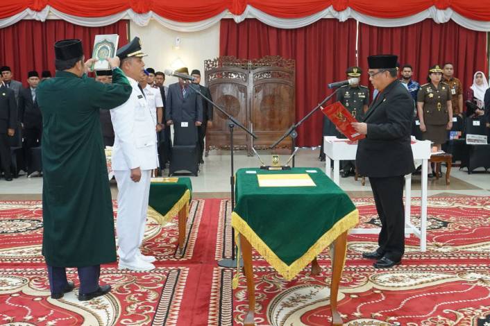 Herman Resmi Dilantik Sebagai Pj Bupati Inhil, Ini Profilnya