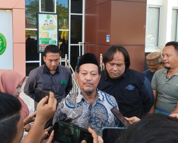 Anggota Penggugat Tarik Kuasanya Karena Tidak Sesuai Dari Hasil Kesepakatan Awal