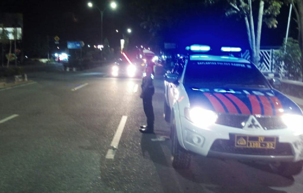 Ciptakan Kamseltibcar, Satlantas Polres Kampar Lakukan Patroli Blue Light