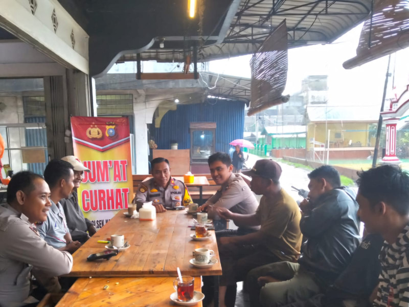 Kapolsek Kateman Himbau Masyarakat Jaga Situasi Kamtibmas Menjelang Pilkada 2024 di Kecamatan Kateman