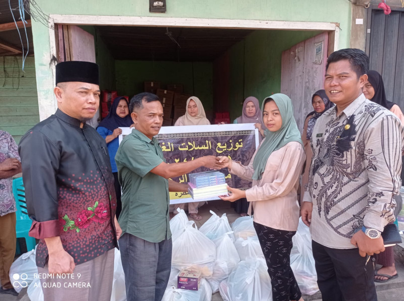 Korban Bencana Kebakaran Dapat Bantuan Dari LPAI Rohul & Yayasan Rhoudhotil Madinah
