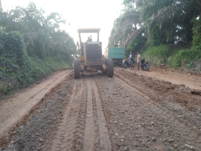 Dinas PUPR Rehabilitasi Jalan Kaiti - Hapanasan Sepanjang 1.082 Meter