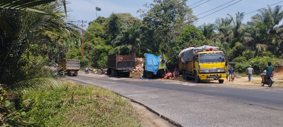 Sempat Telepon Istri Mengaku Tak Sanggup Lagi Jadi Sopir, Kurniadi Meninggal dalam Kecelakaan Tronton di Lintas Timur