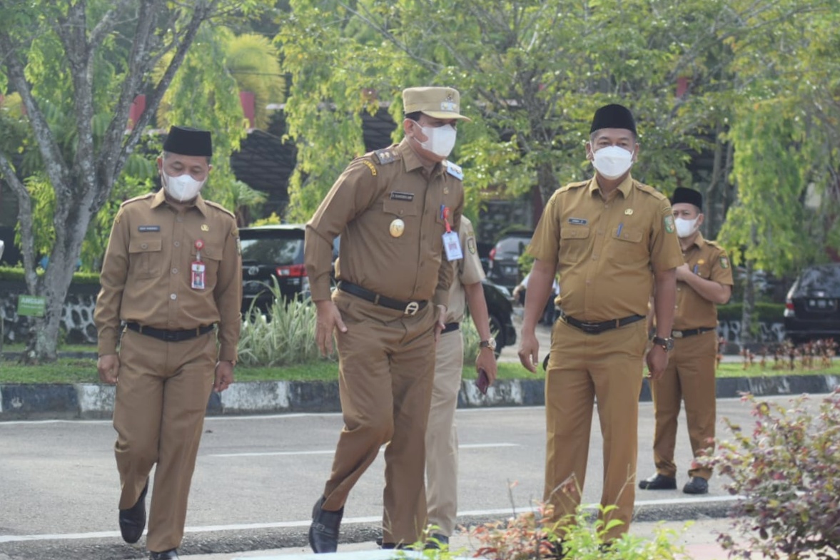 Pimpin Apel Pagi Pasca Helat Pacu Jalur Sekda Ingatkan Soal Disiplin, Persiapan Porprov Dan Anggaran