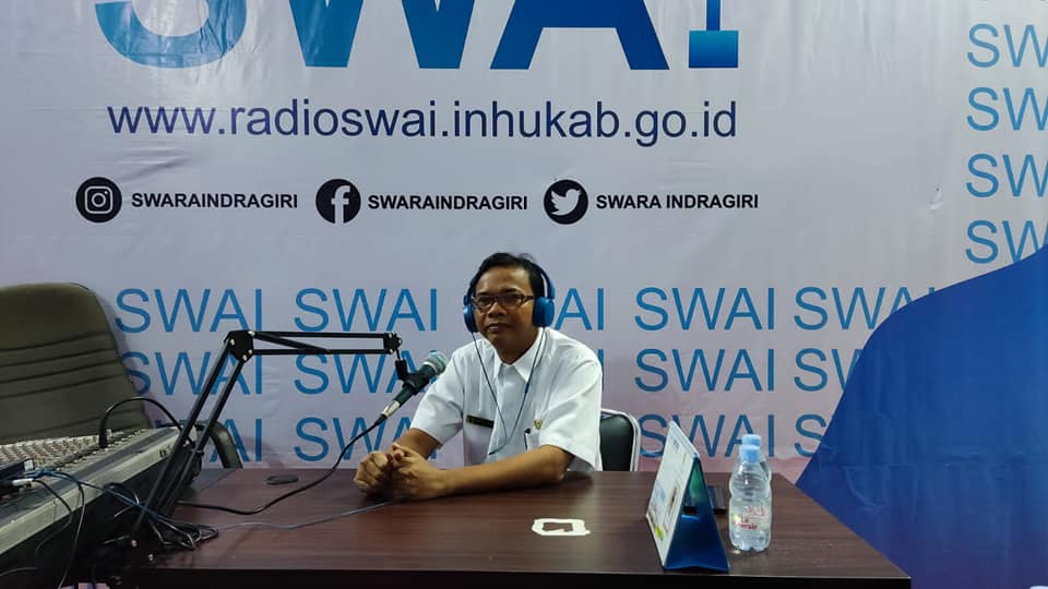 Usai Diluncurkan, Dinas PMD Inhu Sosialisasikan Aplikasi Klinik Bunda Di Radio SWAI FM