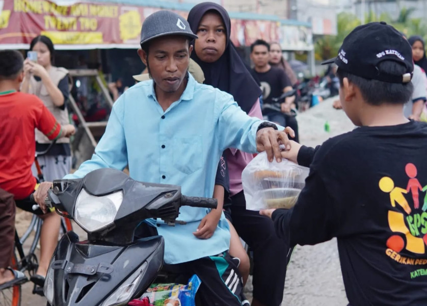 GPS Kateman, Sekolah Jaya Manggala, dan Orang Dalam Berkolaborasi Bagikan Takjil, Wujud Kepedulian di Bulan Ramadan
