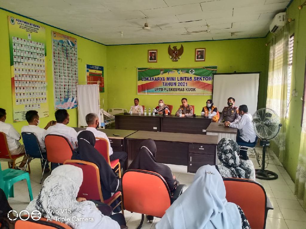 Waka Polres Kampar Gandeng Seluruh Kades dan Kepsek Dalam Percepatan Vaksinasi