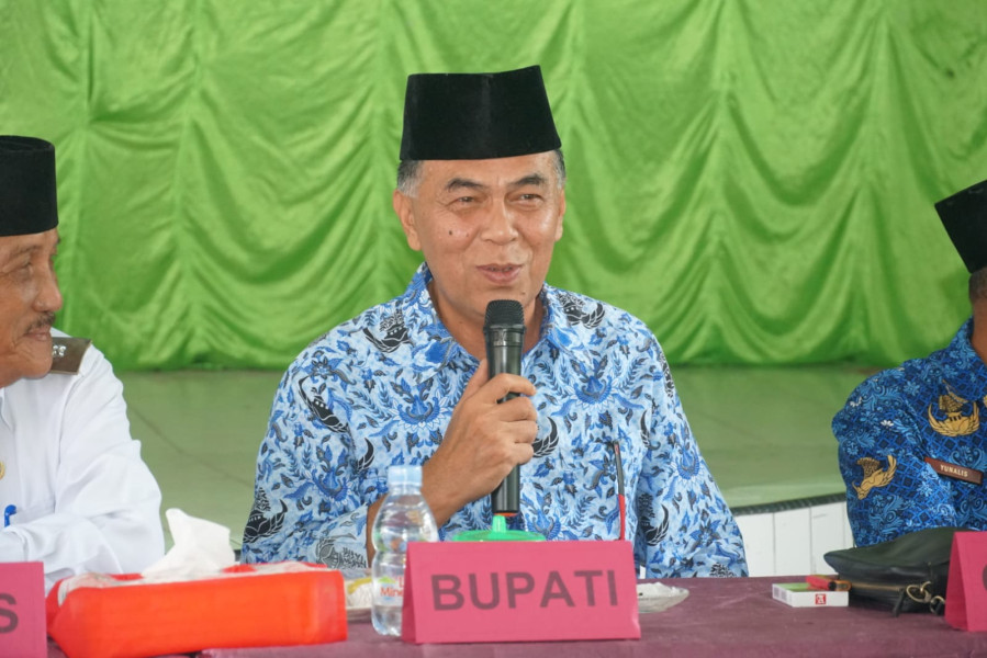 Bupati Natuna Bersilaturahmi dengan Masyarakat Desa Ceruk