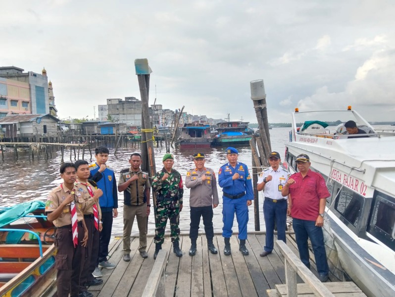 Ps. Kanit Intelkam Polsek Kateman Pantau Arus Mudik dan Aktivitas Pelabuhan Sungai Guntung