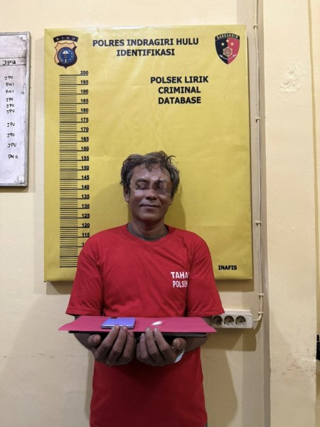 Simpan Sabu, Warga Desa Pasir Digelandang ke Polsek Lirik