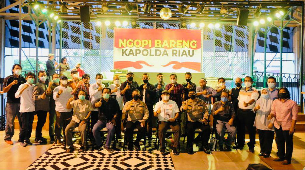 Kapolda Riau Bersama Ketua Asosiasi dan Pimpinan Media Gelar Diskusi 