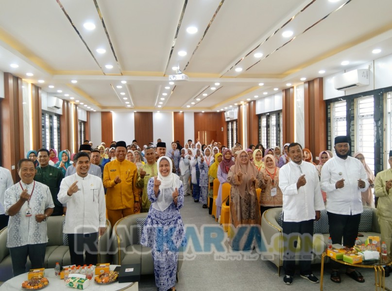 Ubah Sampah Jadi Cuan, Karmila Sari Inisiasi Bimtek Budidaya Maggot Bekerja Sama dengan BRIN